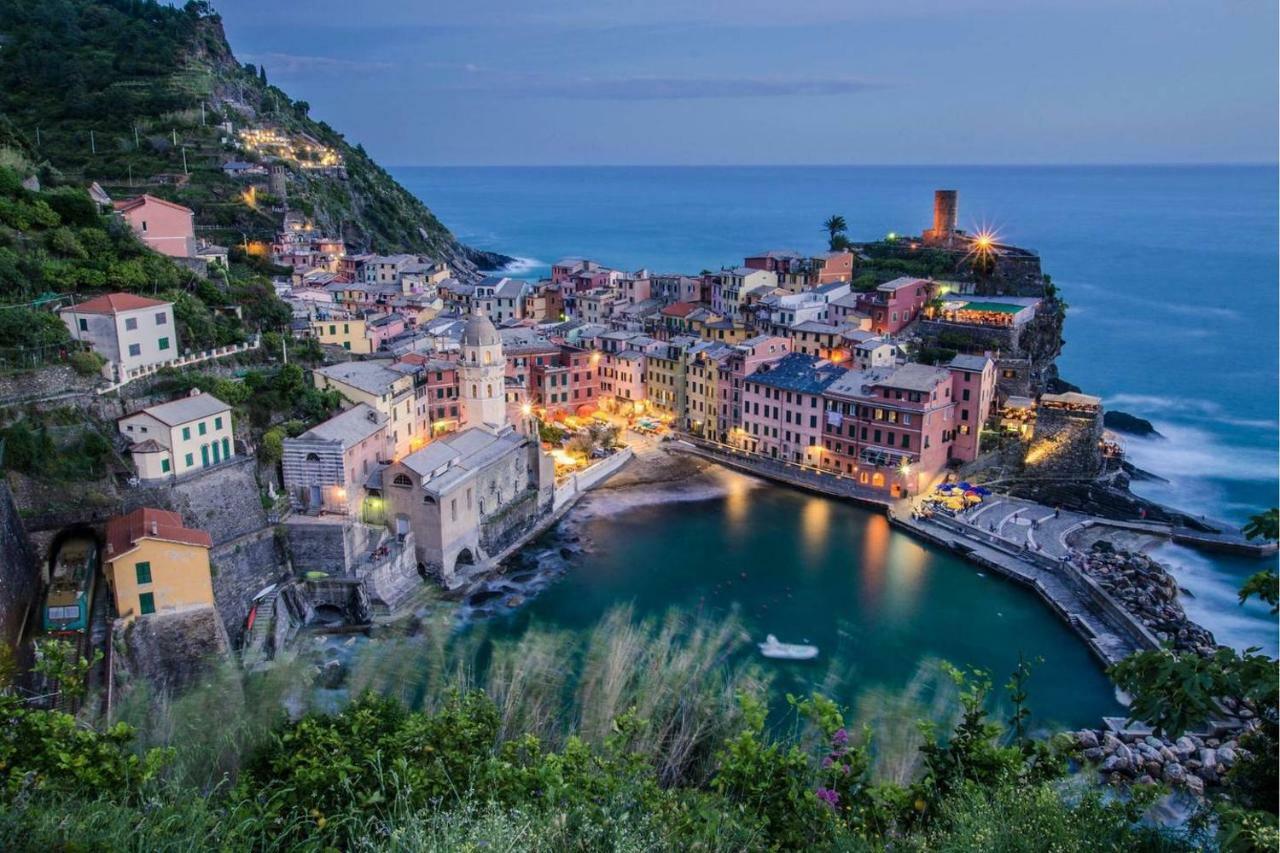 Joivy Family Flat With Little Patio, Cinque Terre Apartment Vernazza Ngoại thất bức ảnh